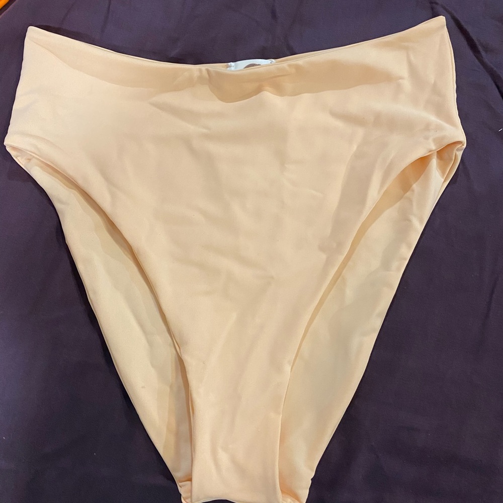 Peach bikini bottoms hi-waisted